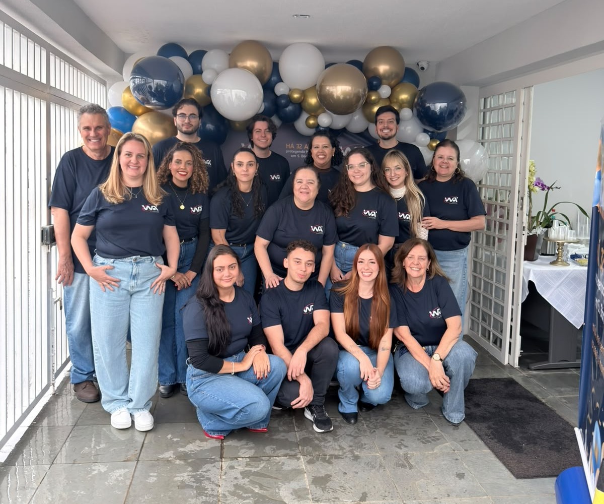 Equipe da WA Seguros reunida na sede em Santa Bárbara d'Oeste
